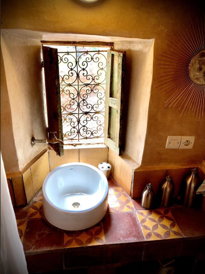 Maison D'Hote "J" Agdz Bagian luar foto